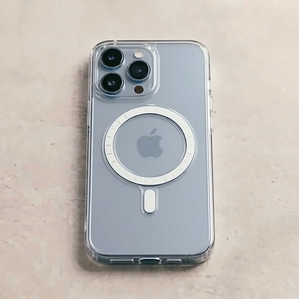 Coque transparente magnétique sur iPhone